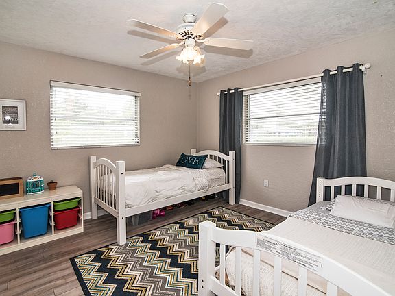 3rd image of 2730 White Sands Dr