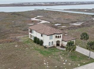 591 Burgundy Bay, Port O Connor, TX 77982