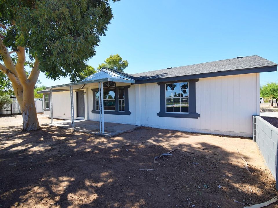1st image of 18032 N 1st Pl
