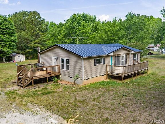 4th image of 2171 Grandy Rd