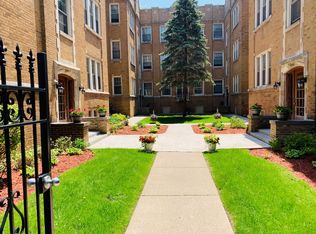 730-36 Reba Pl #H2, Evanston, IL 60202