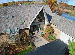 1136 Norminister End, Bloomfield Hills, MI 48302