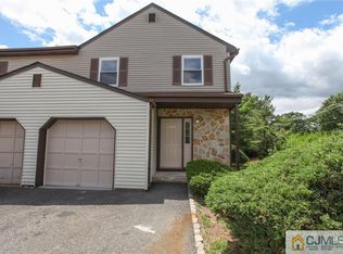 3008 Hana Rd, Edison, NJ 08817
