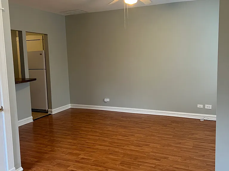 1566 Dewey Ave #2R — Photo 9