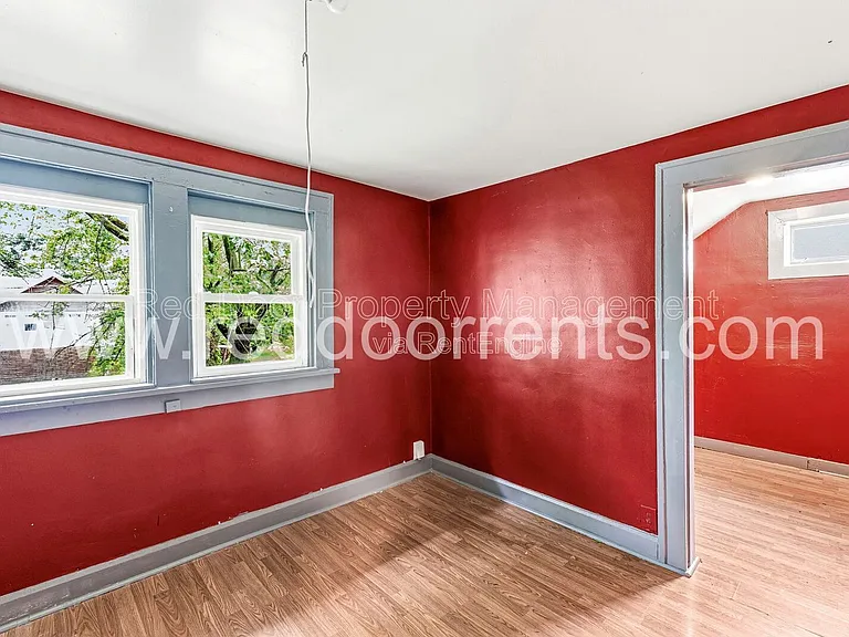 408 N Oakland Ave #B — Photo 4