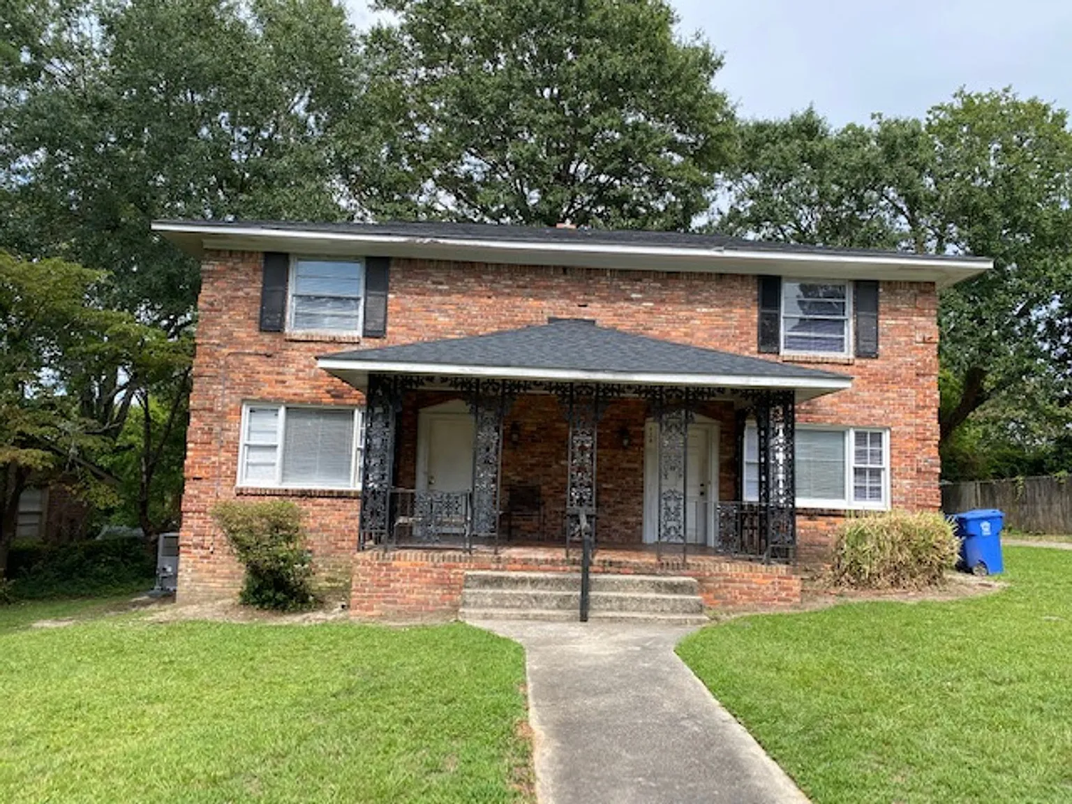 Duplex on Saluda Ave. - Near 5 Points — Photo 2