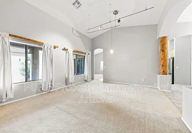 29230 N 50th Pl — Photo 2
