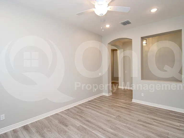 15078 W Roosevelt St — Photo 12