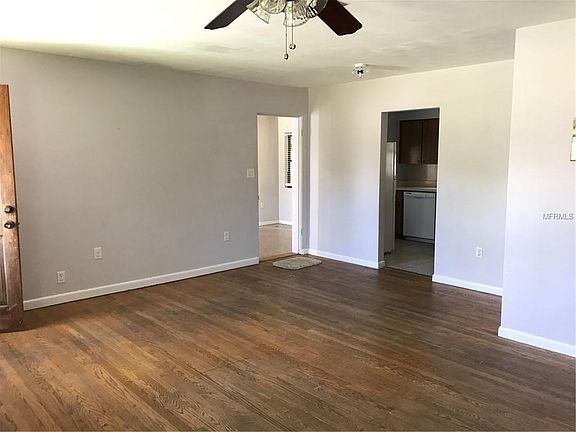 3rd image of 100 W Golf Links Ave