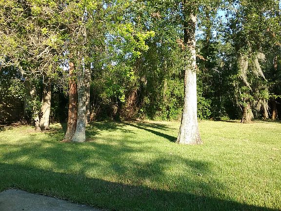 4th image of 526 Moby Dick Dr S