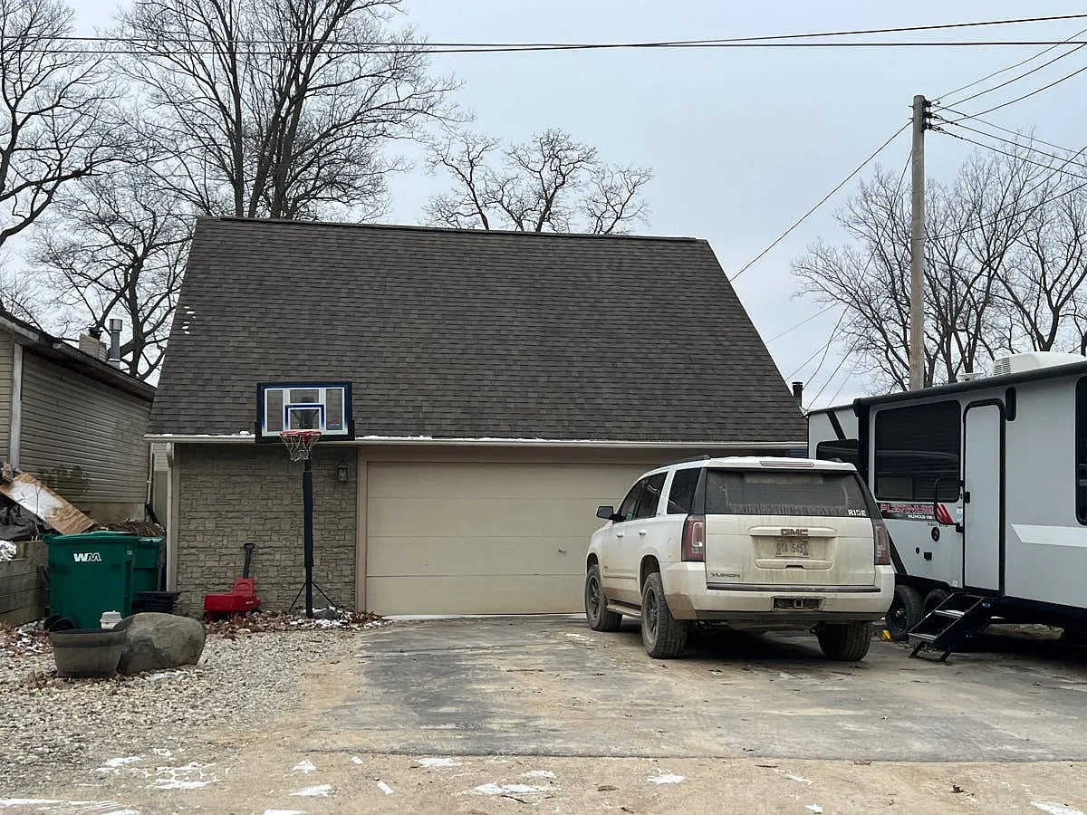 5736 Silver Birch Rd photo 1