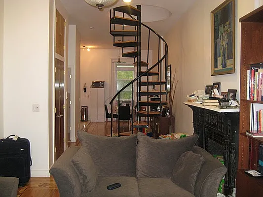 Rented by Alta Real Estate | media 46