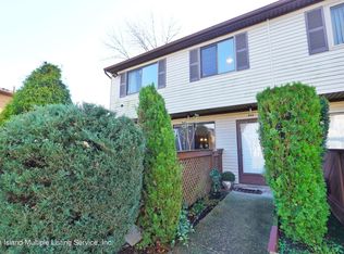 40 Bunnell Ct #A, Staten Island, NY