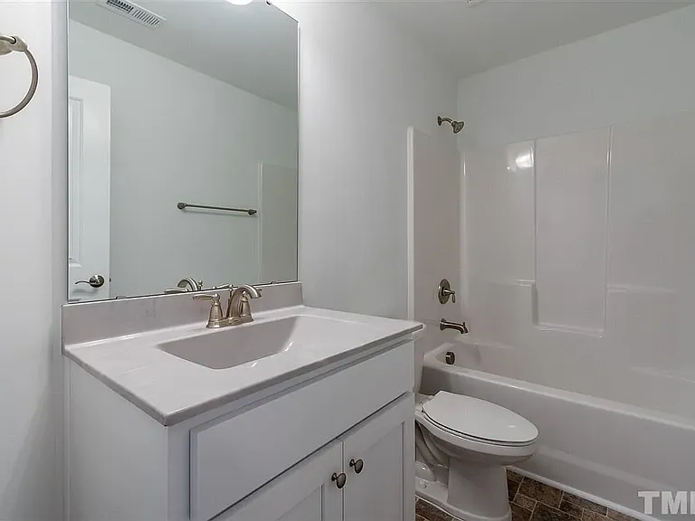 2526 Sumter — Photo 25