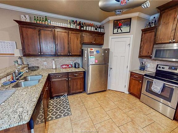 3rd image of 3605 Haverford Rd