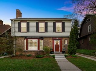 3464 N Murray Ave, Milwaukee, WI 53211