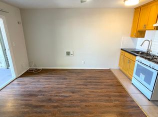 2500 Olive Ave #3, Long Beach, CA 90806