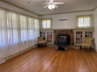 3230 Broad St, Clyde, NC 28721