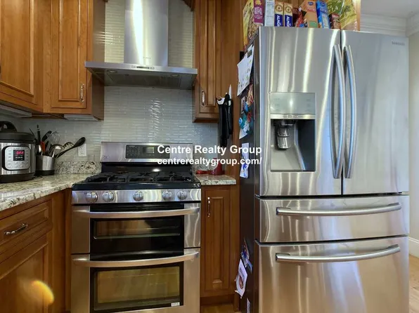 (undisclosed Address), Brookline, MA 02445