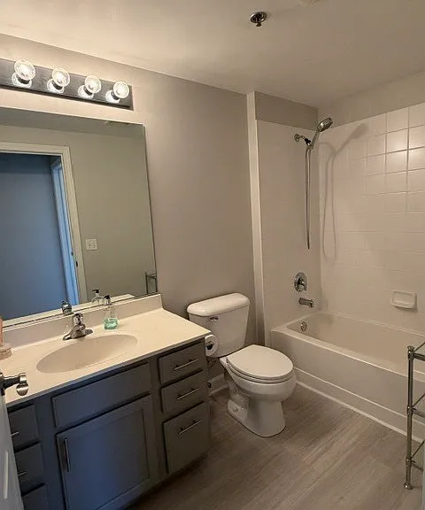 390 W Mahogany Ct #203 — Photo 8