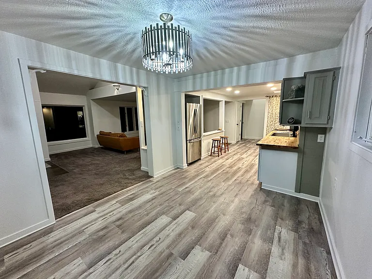 720 Boulevard St — Photo 30
