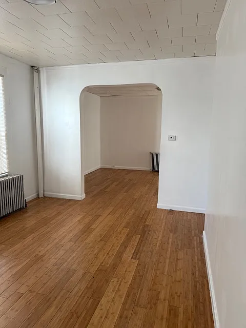2 bed, 800 sqft, $1,900 — Photo 4