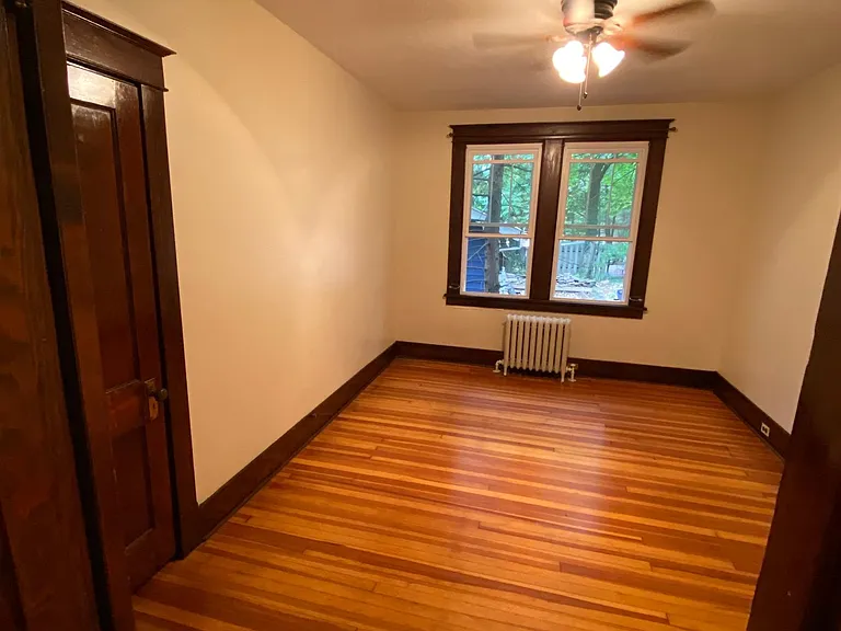 68 Bradford Ave — Photo 6