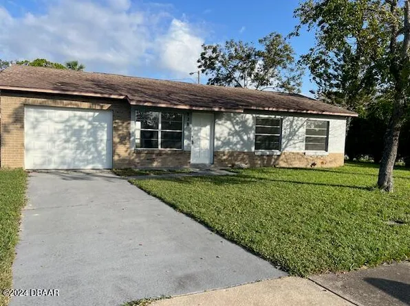 728 Ruby St, Daytona Beach, FL 32114