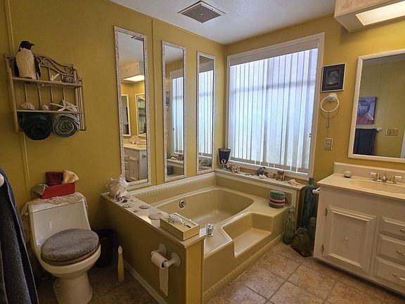 3rd image of 205 W BELL Road #263