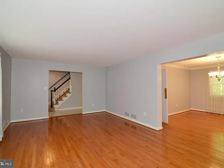 1317 Forestwood Dr — Photo 28