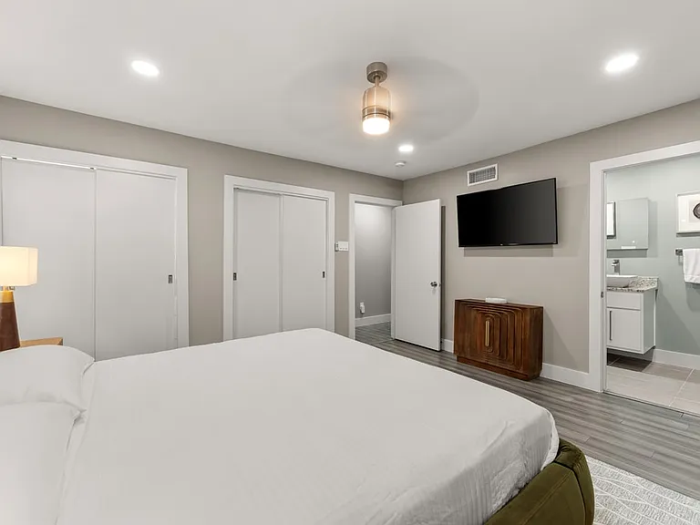 6506 Walnut Hill Ln — Photo 31