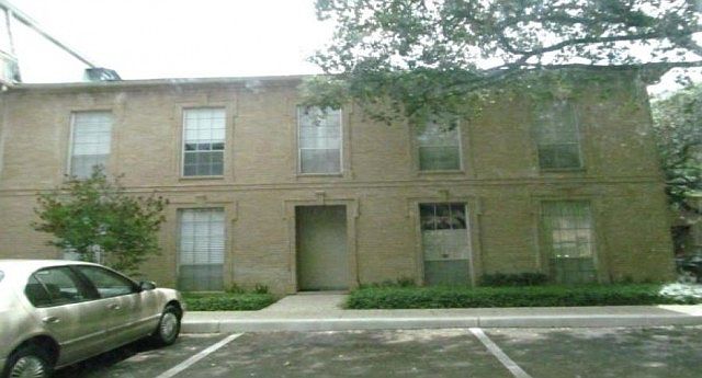 1st image of 7711 Broadway St