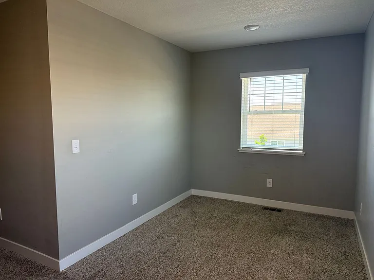 13144 Zachary Ln N — Photo 21