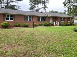 2102 Sarahs Creek Woods Rd, Hayes, VA 23072