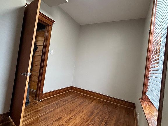5th image of 2615 S Lawndale Ave #3R