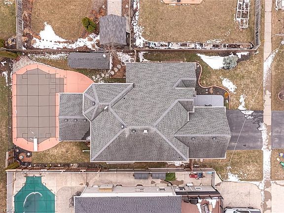 3rd image of 82 Vansickle Rd