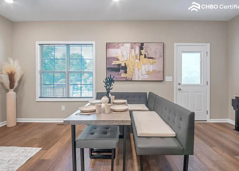 616 Lafayette Rd — Photo 10