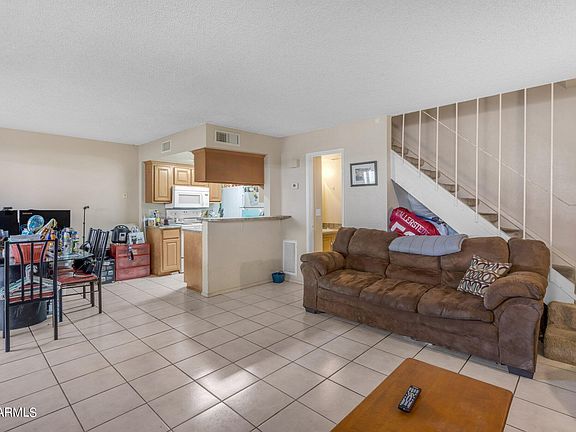 5th image of 2132 W GLENROSA Avenue #C79