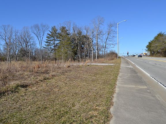 4th image of 0 Miller Ave