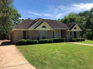 9725 Mapes St, Beaumont, TX 77707