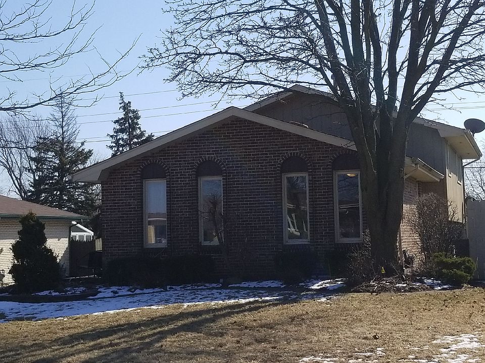 1st image of 8513 W 170th Pl