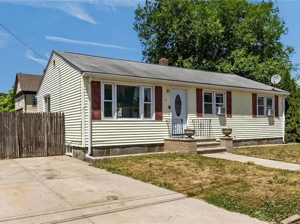5 Gail Ave, Cranston, RI 02905