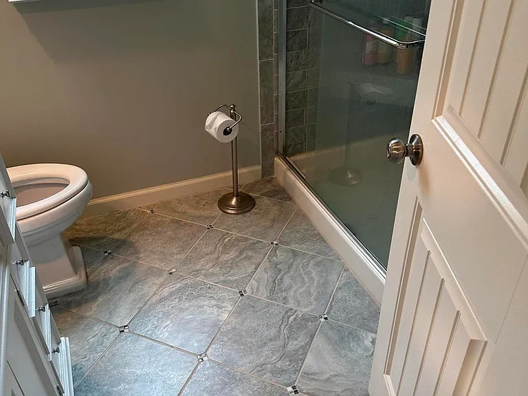988 Capstan Dr — Photo 6