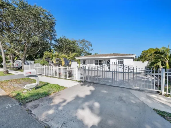 6231 Mayo St, Hollywood, FL 33023