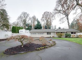 8890 SW Birch St, Portland, OR 97223