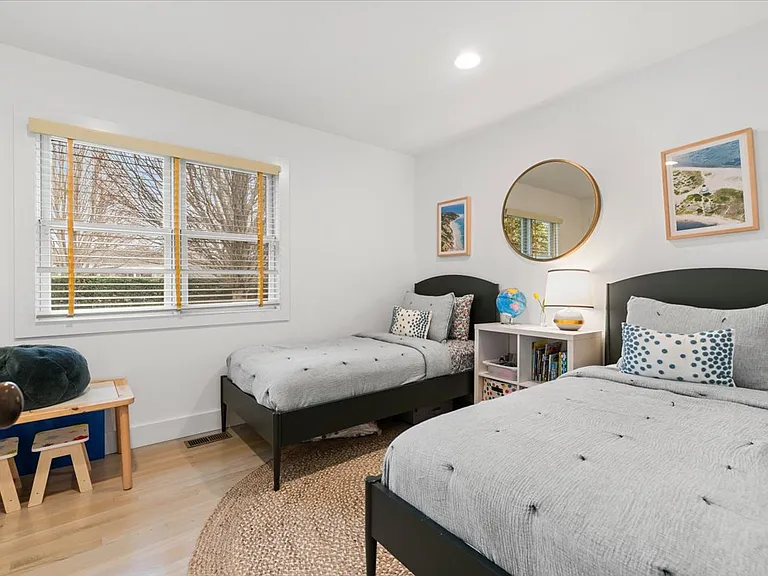 15 Boxwood St — Photo 12