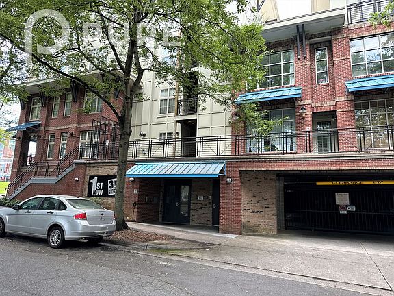 4th image of 1101 W 1st St APT 409