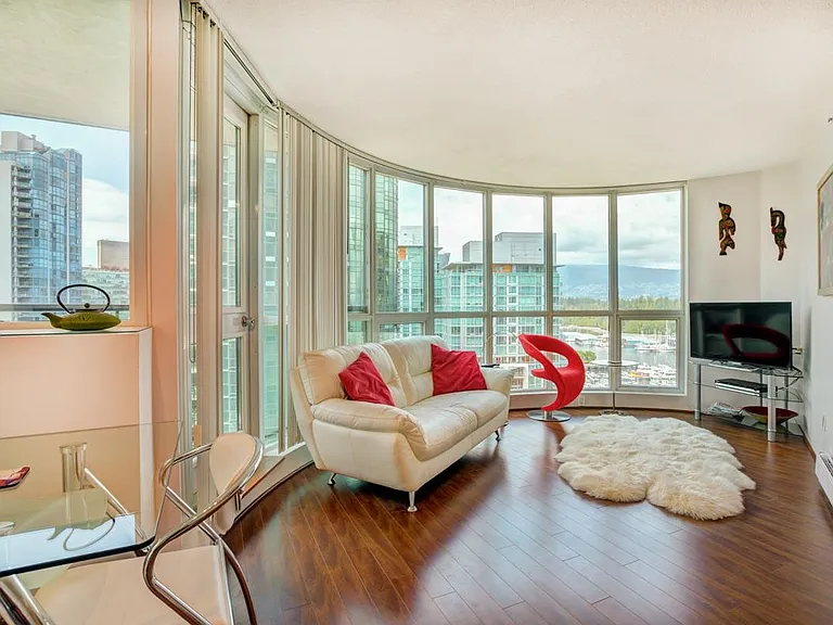 555 Jervis St #1505 — Photo 7