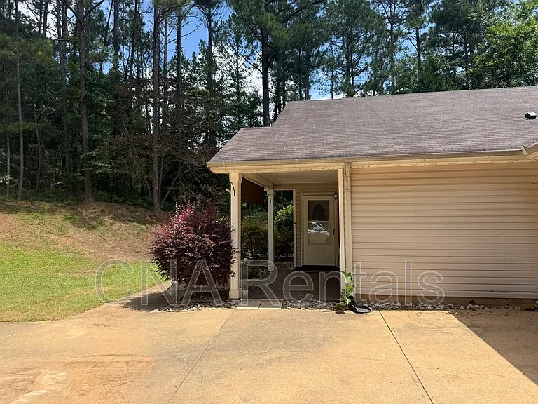 229 Old Carrollton Rd — Photo 2