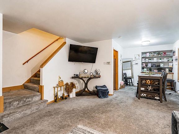 4th image of 9700 W Lisbon AVENUE #9702